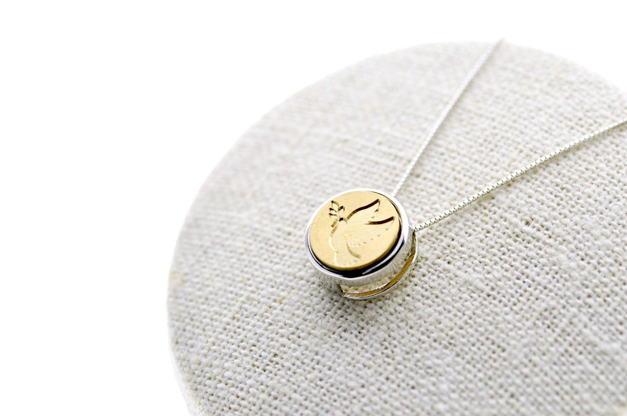 Dove Floating Signet Necklace - Backtozero B20 - 12mm, 12mm necklace, bead, bird, brass, charm, floating, minimal, minimalnecklace, necklace, peace, signet, signet necklace, silver