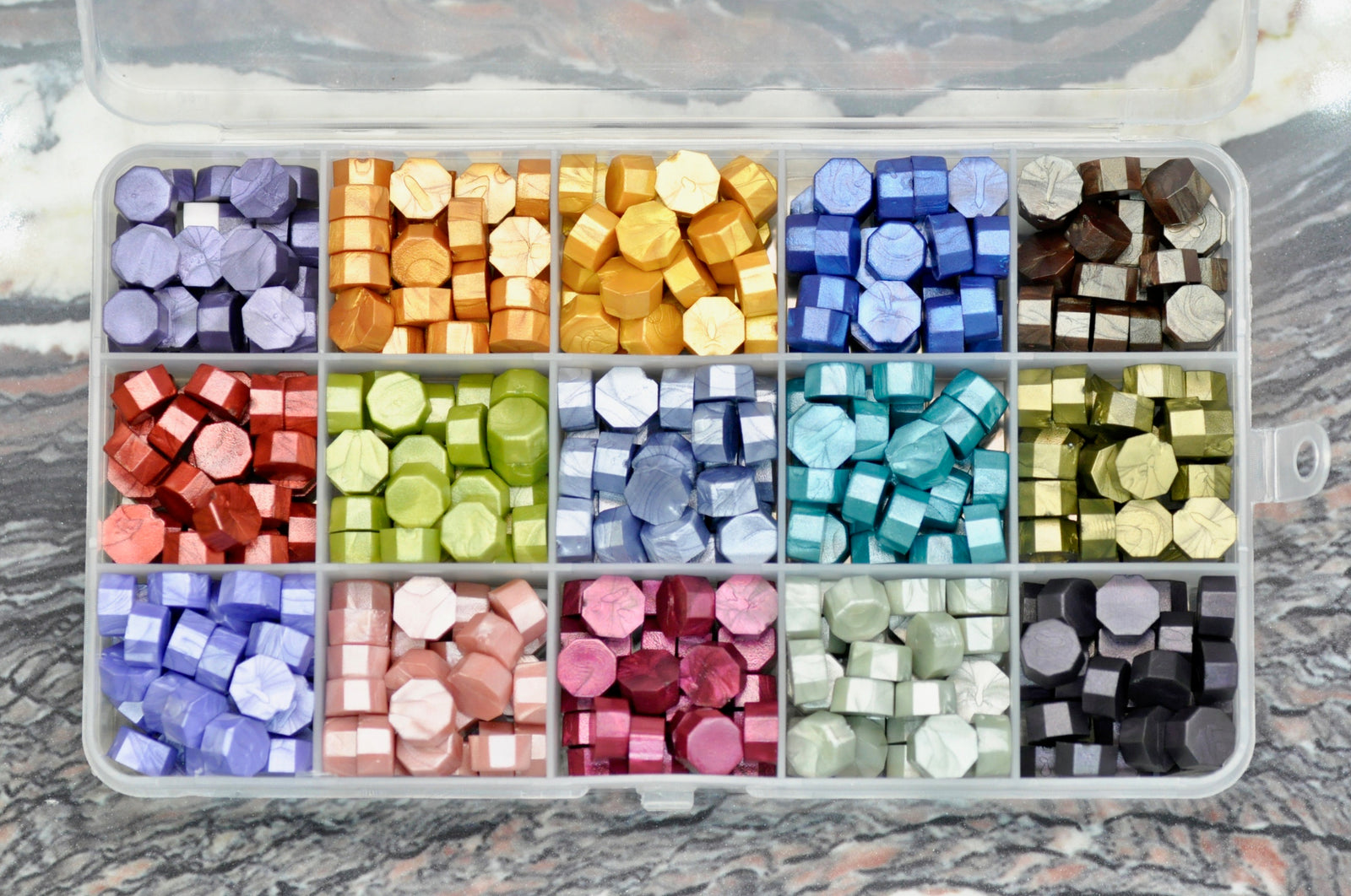 Sealing Wax Beads 15 Grids Palette | City Lights - Backtozero B20 - 15 grid, 15grid, Metallic, Metallic Blue, Metallic Green, metallic pink, metallic purple, Metallic Red, newarrivals, octagon bead, palette, sealing wax, Wax Beads