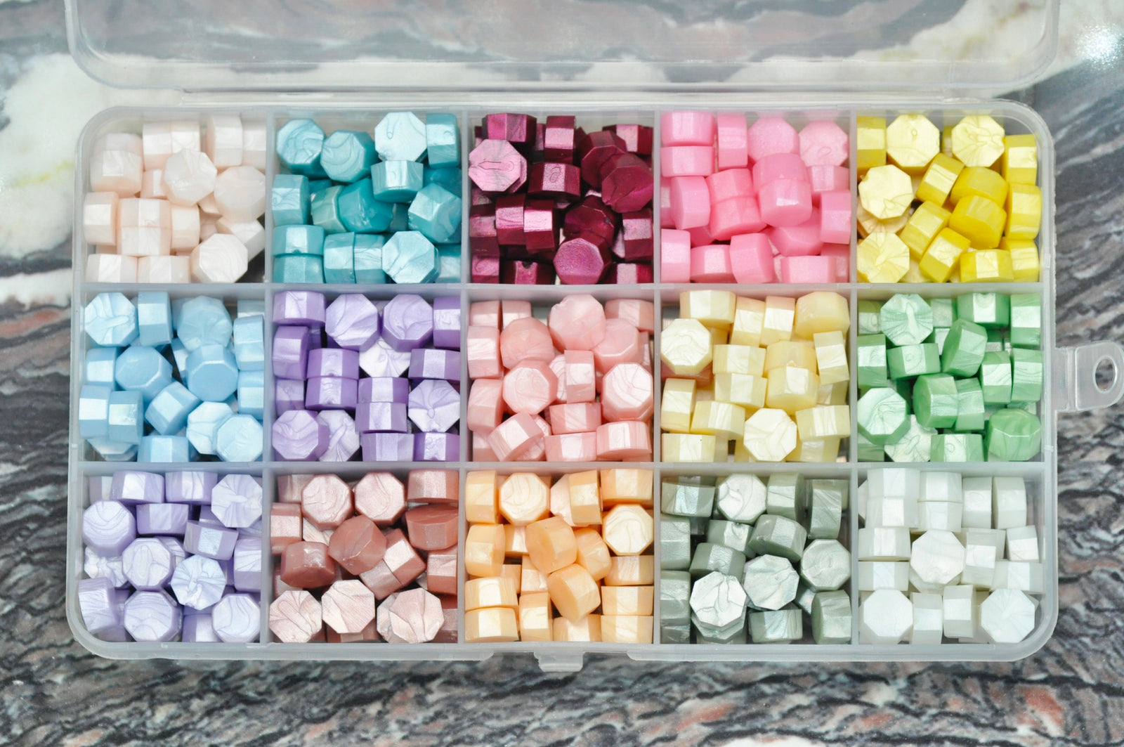 Sealing Wax Beads 15 Grids Palette | Mermaid Dreams - Backtozero B20 - 15 grid, 15grid, Metallic, Metallic Blue, Metallic Green, metallic pink, metallic purple, Metallic Red, newarrivals, octagon bead, palette, pastel, sealing wax, Wax Beads