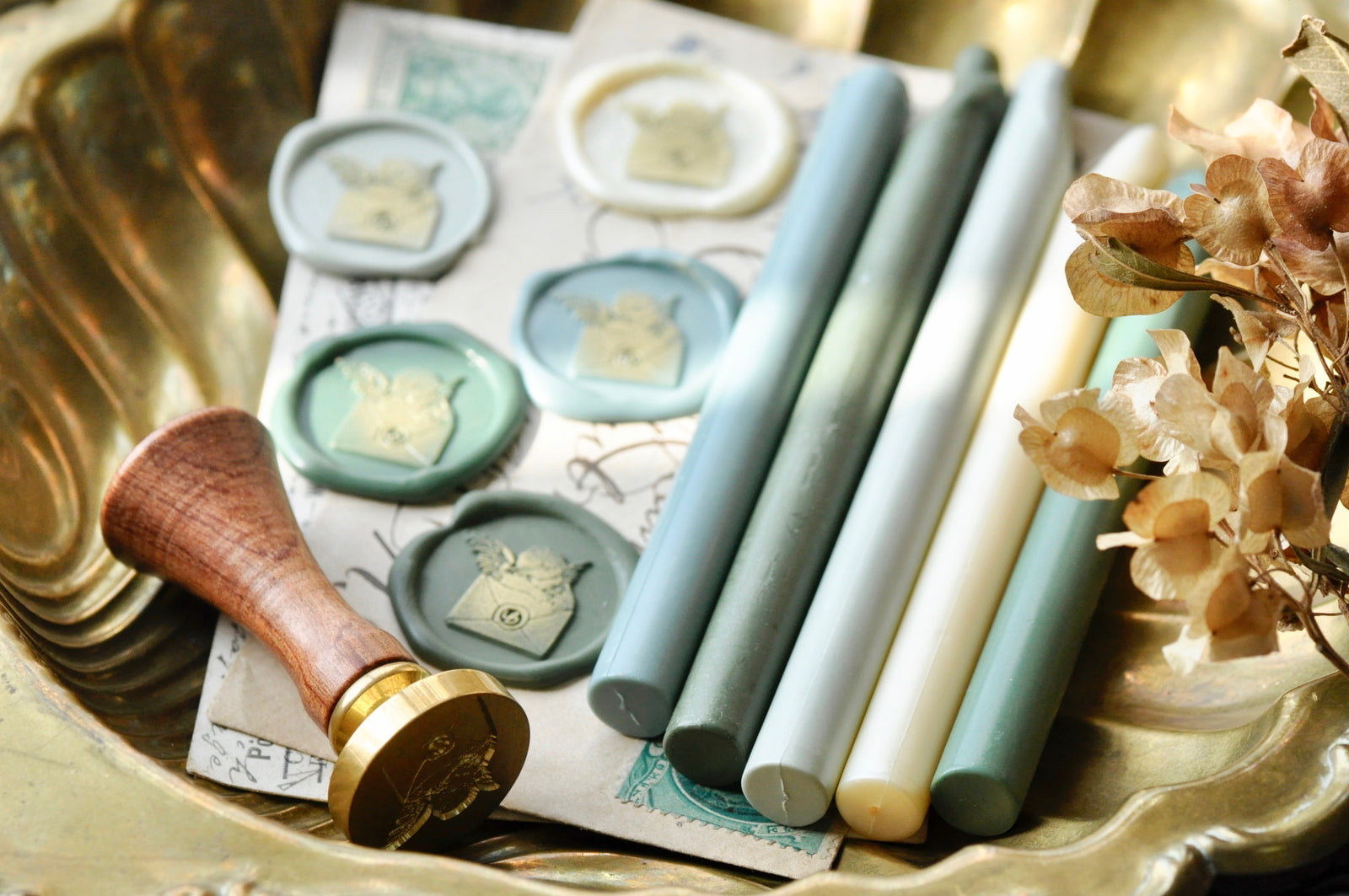 Glue Gun Sealing Wax Set of 5 | Frosty Forest - Backtozero B20 - Glue Gun, green, ivory, Light Green, metallic, newarrivals, olive, olive green, Pale Green, Sealing Wax, Wax Stick