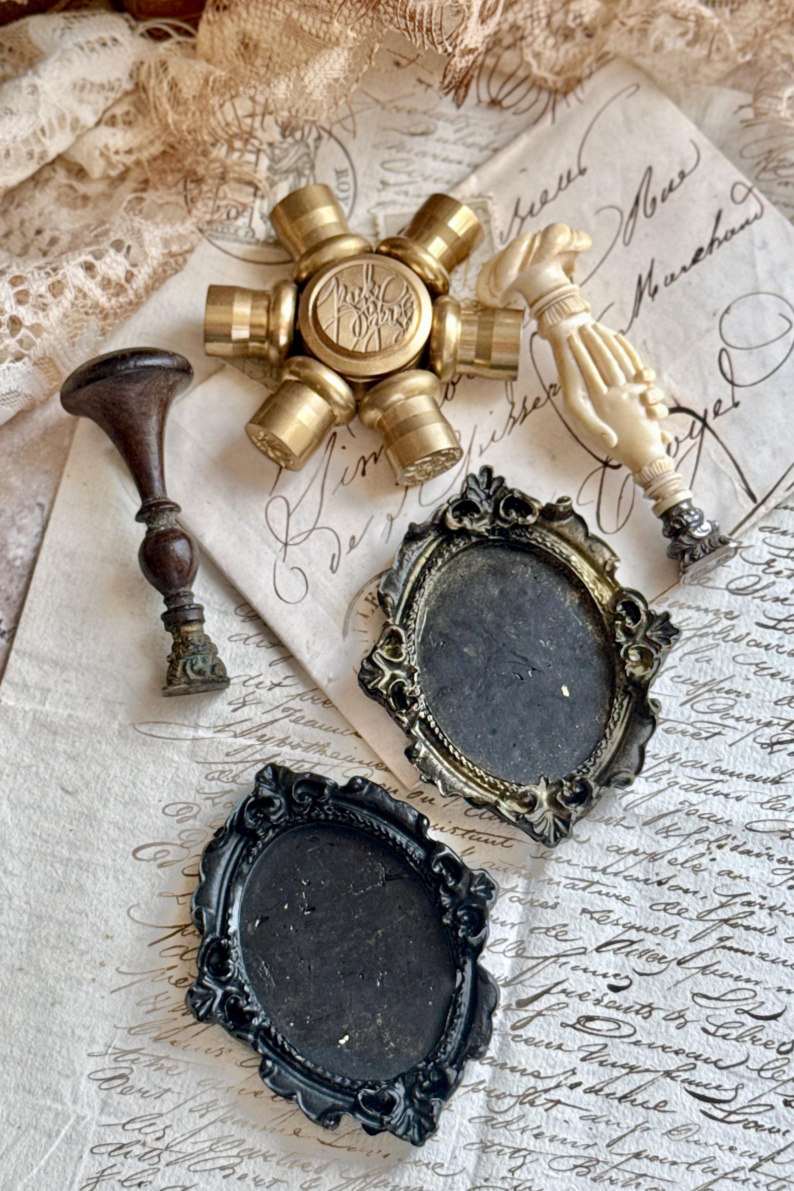 Victorian Scroll Frame Silicon Mold