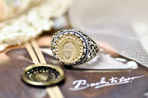 Acorn Latin Motto Lace Signet Ring - Backtozero B20 - 12l, 12mm, 12mm ring, 925 Silver, accessory, acorn, her, Intaglio, Intaglio ring, jewelry, lace, patience, signet, size 10, size 7, size 8, size 9, time, wax seal, wax seal ring, wax seal stamp