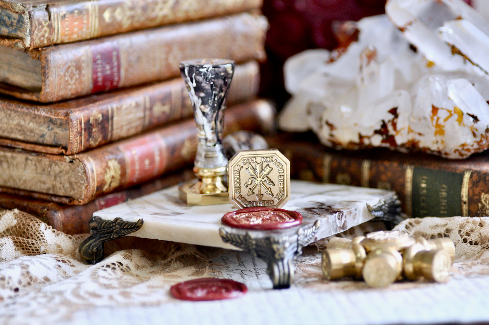 Three Crossed Arrows Latin Motto Wax Seal Stamp | Persevere | O