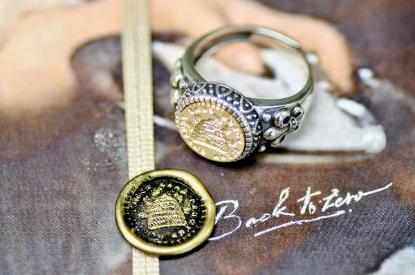 Bee Hive Latin Motto Fleur De Lis Signet Ring - Backtozero B20 - 12f, 12mm, 12mm ring, 925 Silver, accessory, bee, Fleur de Lis, hard work, him, hive, Intaglio, Intaglio ring, jewelry, latin, latin motto, Message, ring, seal, seal ring, signet, size 10, size 11, size 8, size 9, wax seal, wax seal stamp, work hard