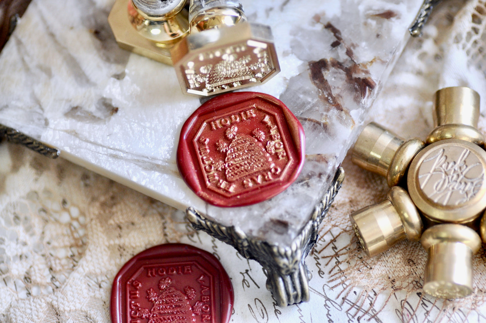 Bee Hive Latin Motto Wax Seal Stamp | Focus | O
