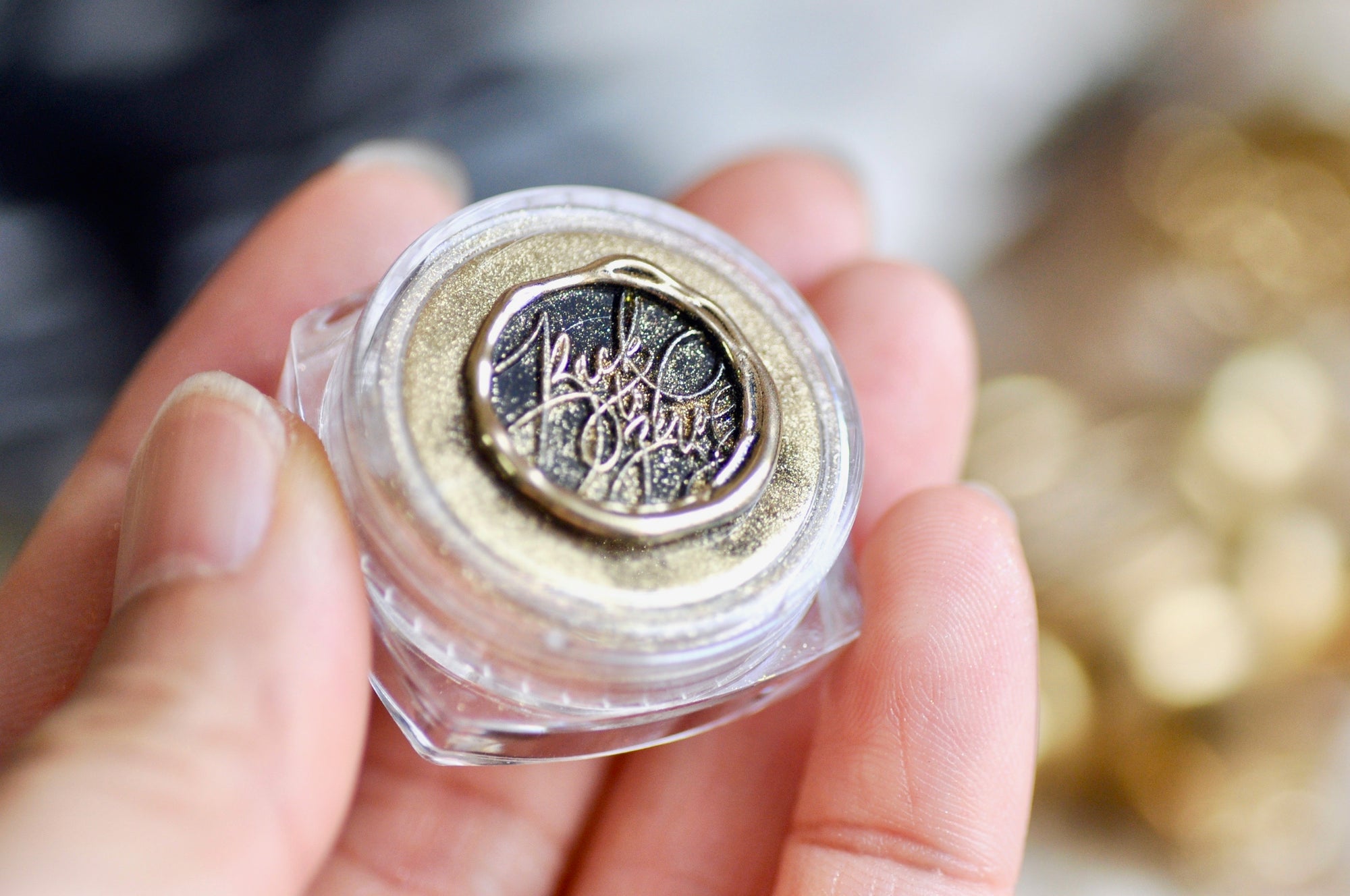 Chrome Metallic Highlight Powder for Wax Seal | Light Gold