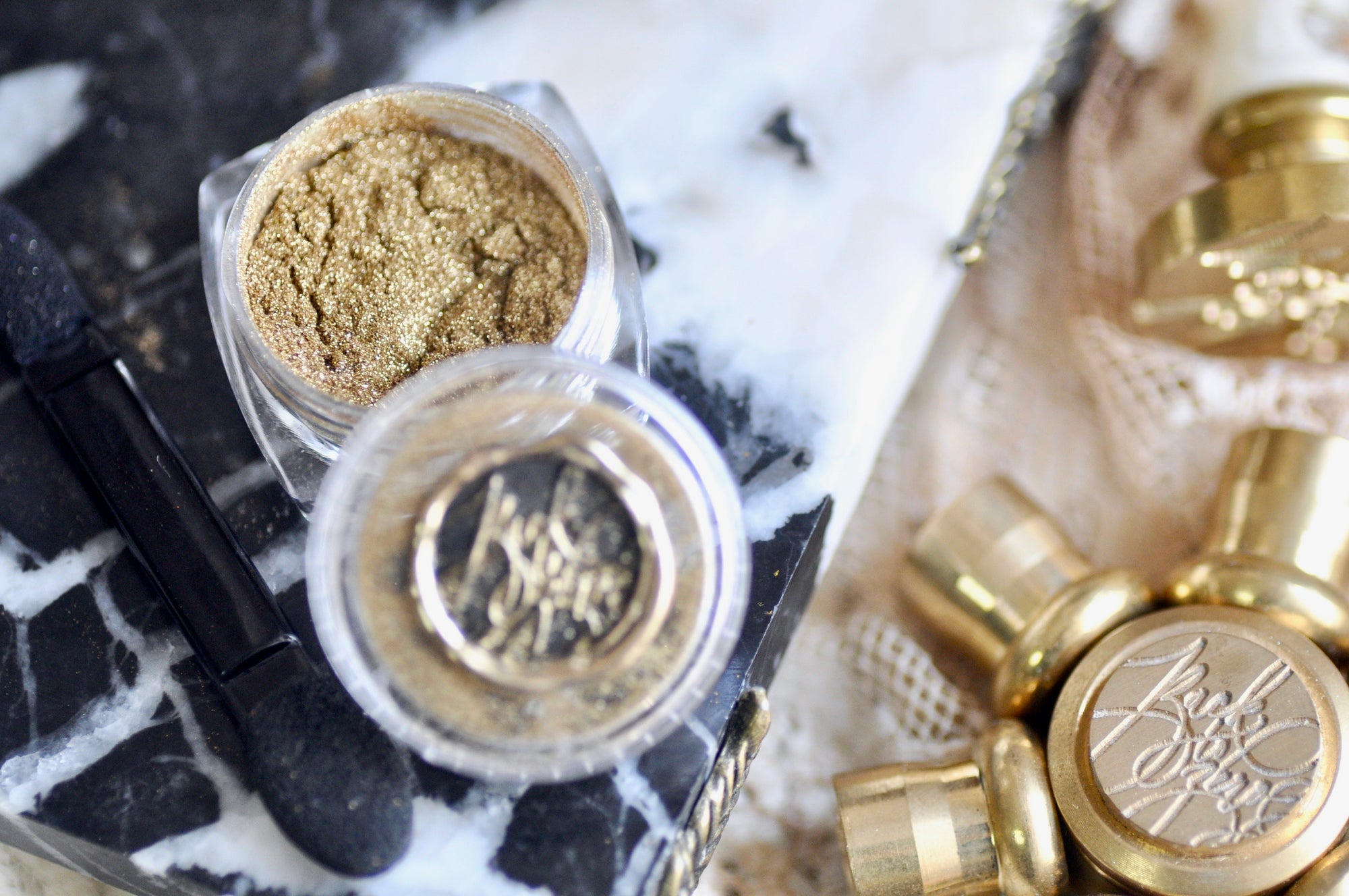 Chrome Metallic Highlight Powder for Wax Seal | Light Gold