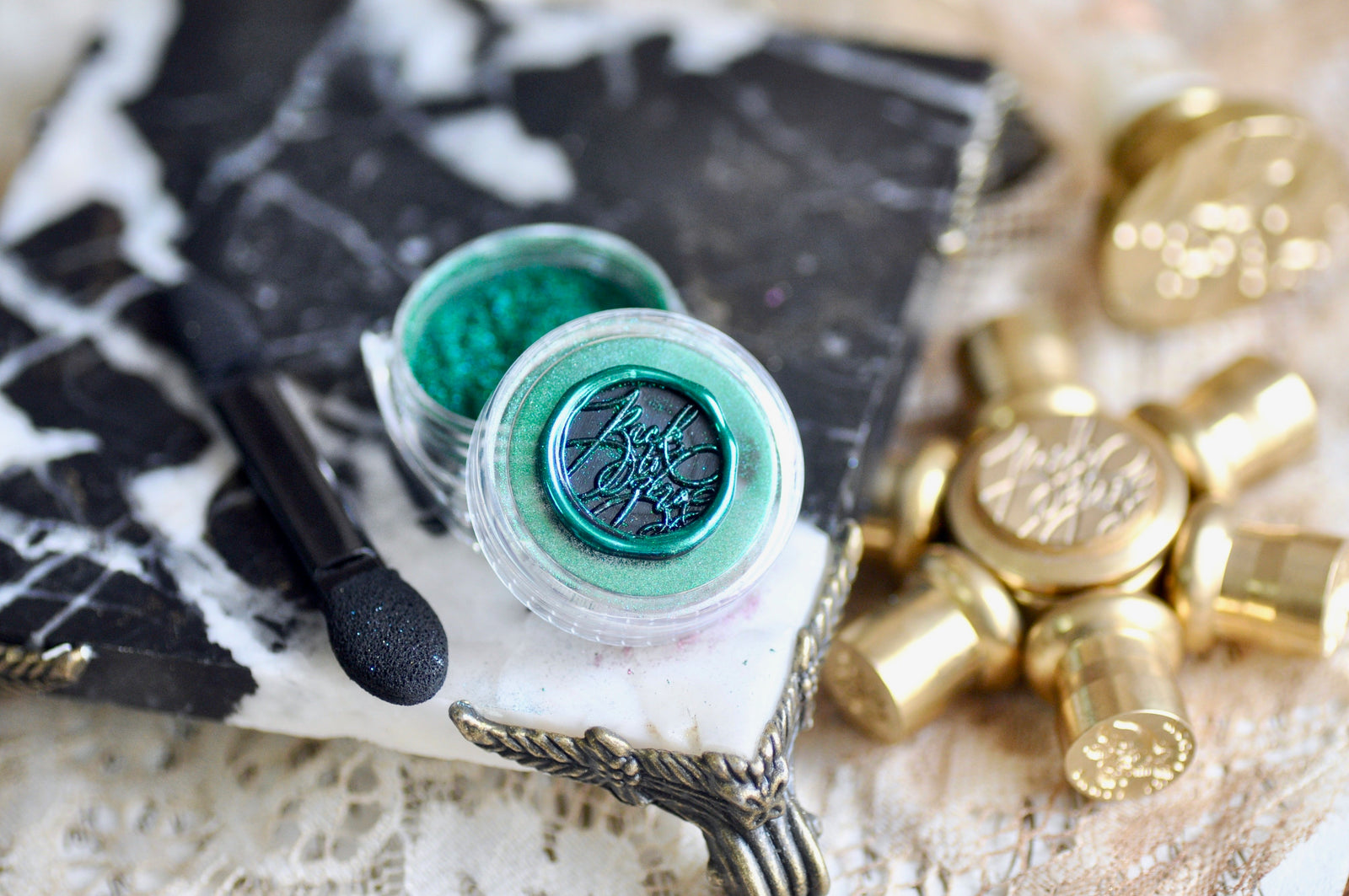 Chrome Metallic Highlight Powder for Wax Seal | Pine Green