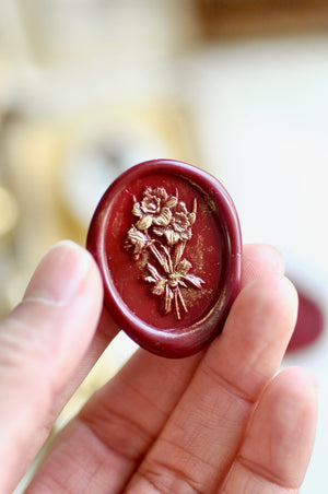 Floral Whispers: In Lieu of Speech Wax Seal Stamp | Daffodil | Hope Reborn (Pre-Order / Ship in March)