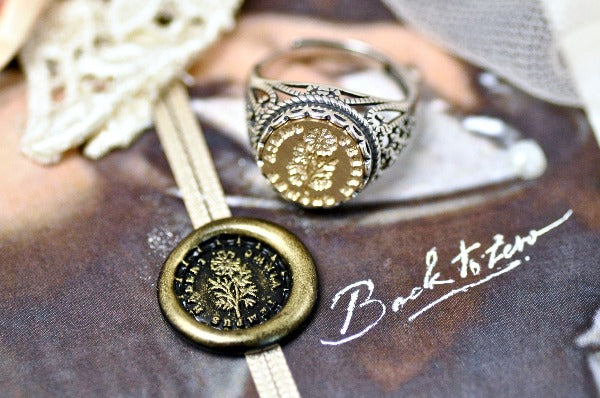 Daisy Latin Motto Lace Signet Ring - Backtozero B20 - 12l, 12mm, 12mm ring, 925 Silver, accessory, Botanical, Flower, her, Intaglio, Intaglio ring, jewelry, lace, patience, signet, size 10, size 7, size 8, size 9, time, wax seal, wax seal ring, wax seal stamp