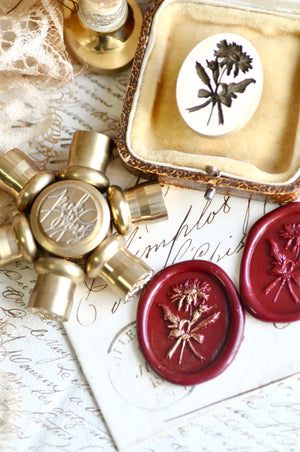 Floral Whispers: In Lieu of Speech Wax Seal Stamp | Daisy | Begin (Pre-Order / Ship in March)