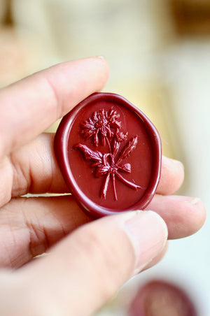 Floral Whispers: In Lieu of Speech Wax Seal Stamp | Daisy | Begin (Pre-Order / Ship in March)