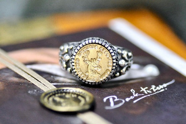 Deer Latin Motto Fleur De Lis Signet Ring - Backtozero B20 - 12f, 12mm, 12mm ring, 925 Silver, accessory, Animal, dedication, Fleur de Lis, him, Intaglio, Intaglio ring, jewelry, latin, latin motto, Message, motivation, ring, seal, seal ring, signet, size 10, size 11, size 8, size 9, wax seal, wax seal stamp, Woodland Animal