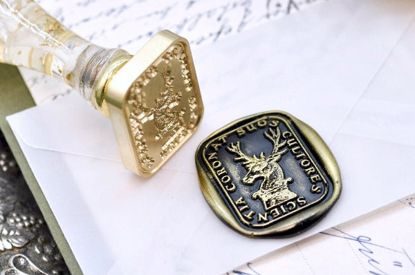 Deer Latin Motto Wax Seal Stamp - Backtozero B20 - antique, dedication, latin, latin motto, Message, motivation, Retro, rounded rectangle, Signature, signaturehandle