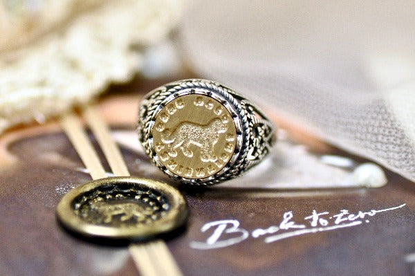 Dog Latin Motto Lace Signet Ring - Backtozero B20 - 12l, 12mm, 12mm ring, 925 Silver, accessory, Ambitious, her, Intaglio, Intaglio ring, jewelry, lace, latin motto, motivation, signet, size 10, size 7, size 8, size 9, wax seal, wax seal ring, wax seal stamp