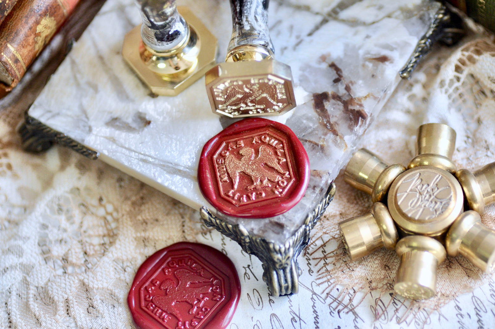 Eagle Latin Motto Wax Seal Stamp | Focus | O