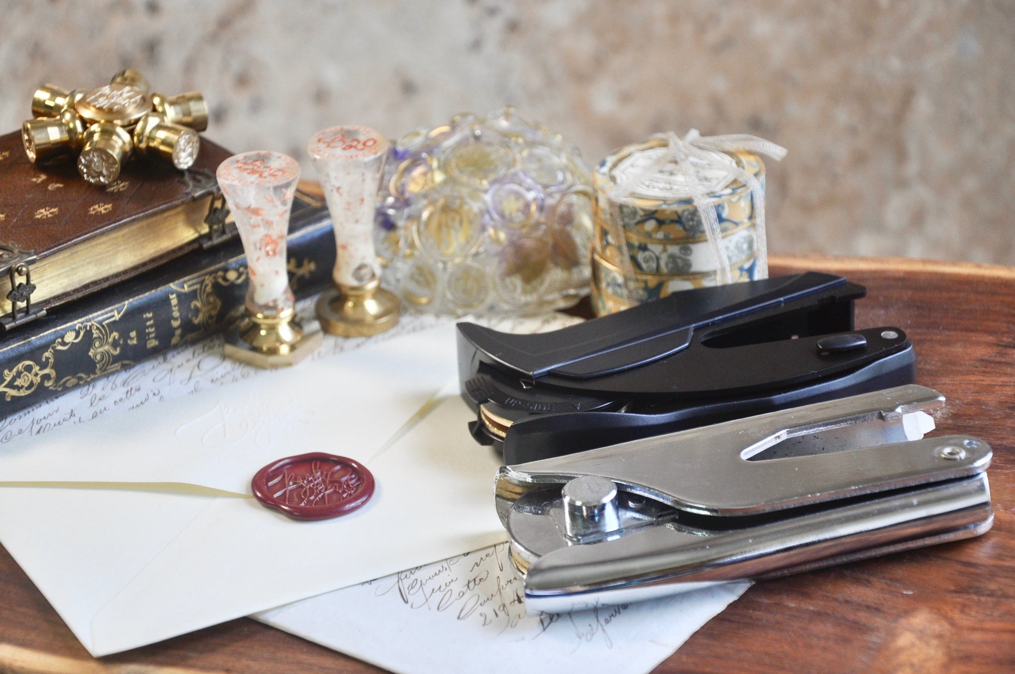 Bespoke Custom Embosser Embossing Press Stamp | Backtozero B20
