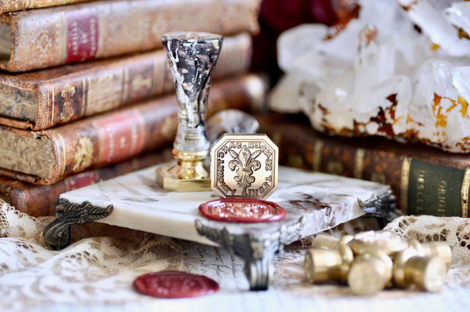 Fleur de Lis Latin Motto Wax Seal Stamp | Strength | O