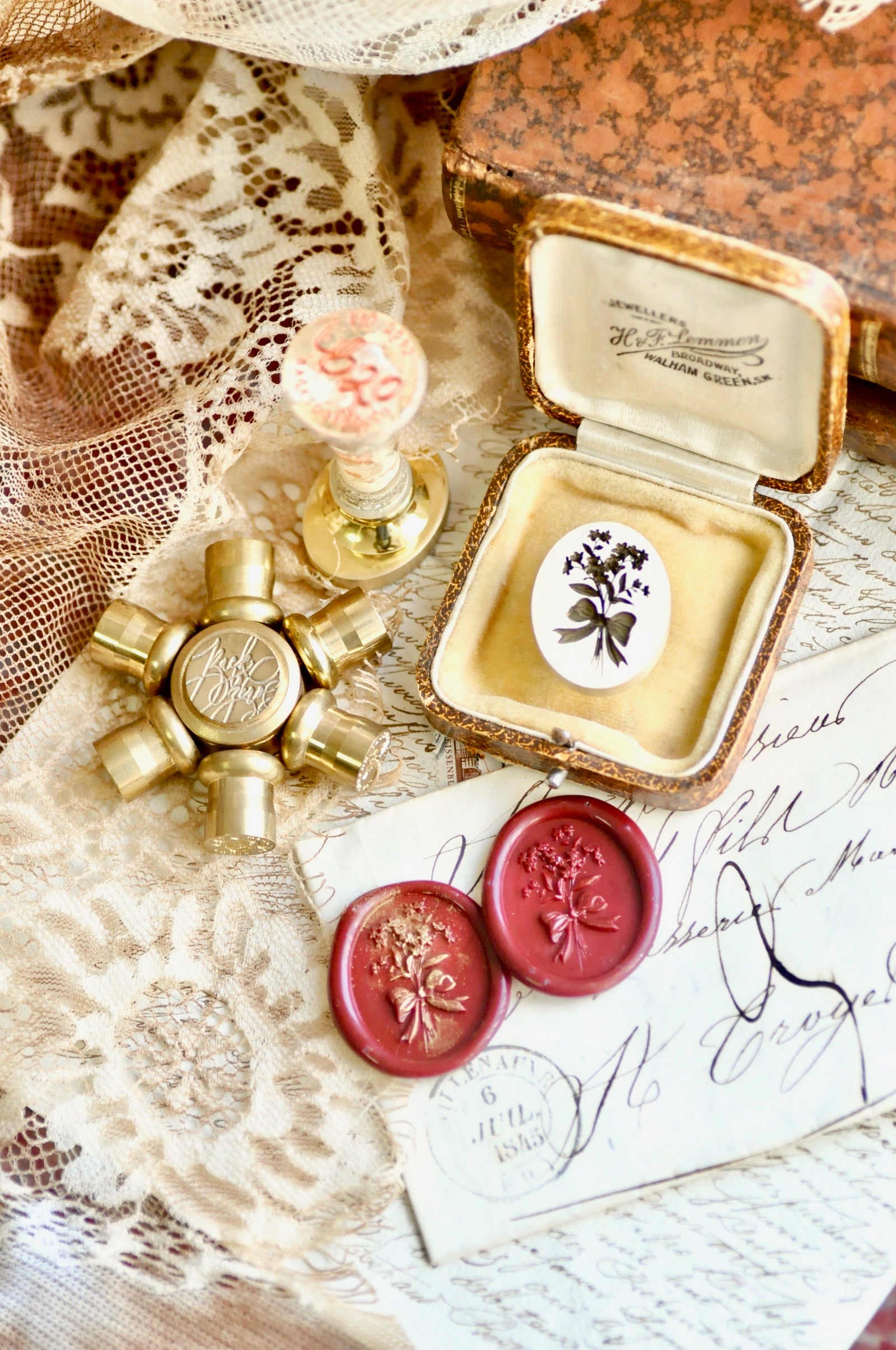 Floral Whispers: In Lieu of Speech Wax Seal Stamp | Forget-me-not | Remembrance (Pre-Order / Ship in March)