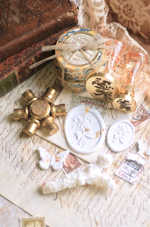 Floral Whispers: In Lieu of Speech Wax Seal Stamp | Forget-me-not | Remembrance