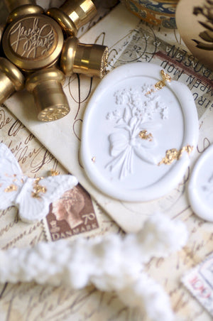 Floral Whispers: In Lieu of Speech Wax Seal Stamp | Forget-me-not | Remembrance