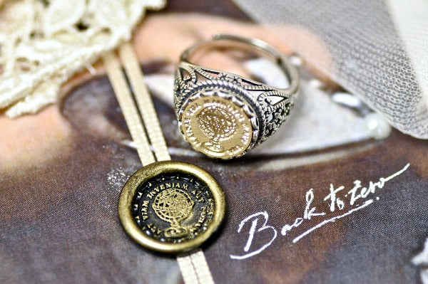 Globe Latin Motto Lace Signet Ring - Backtozero B20 - 12l, 12mm, 12mm ring, 925 Silver, accessory, focus, goal, her, Intaglio, Intaglio ring, jewelry, lace, latin motto, never give up, signet, size 10, size 7, size 8, size 9, wax seal, wax seal ring, wax seal stamp