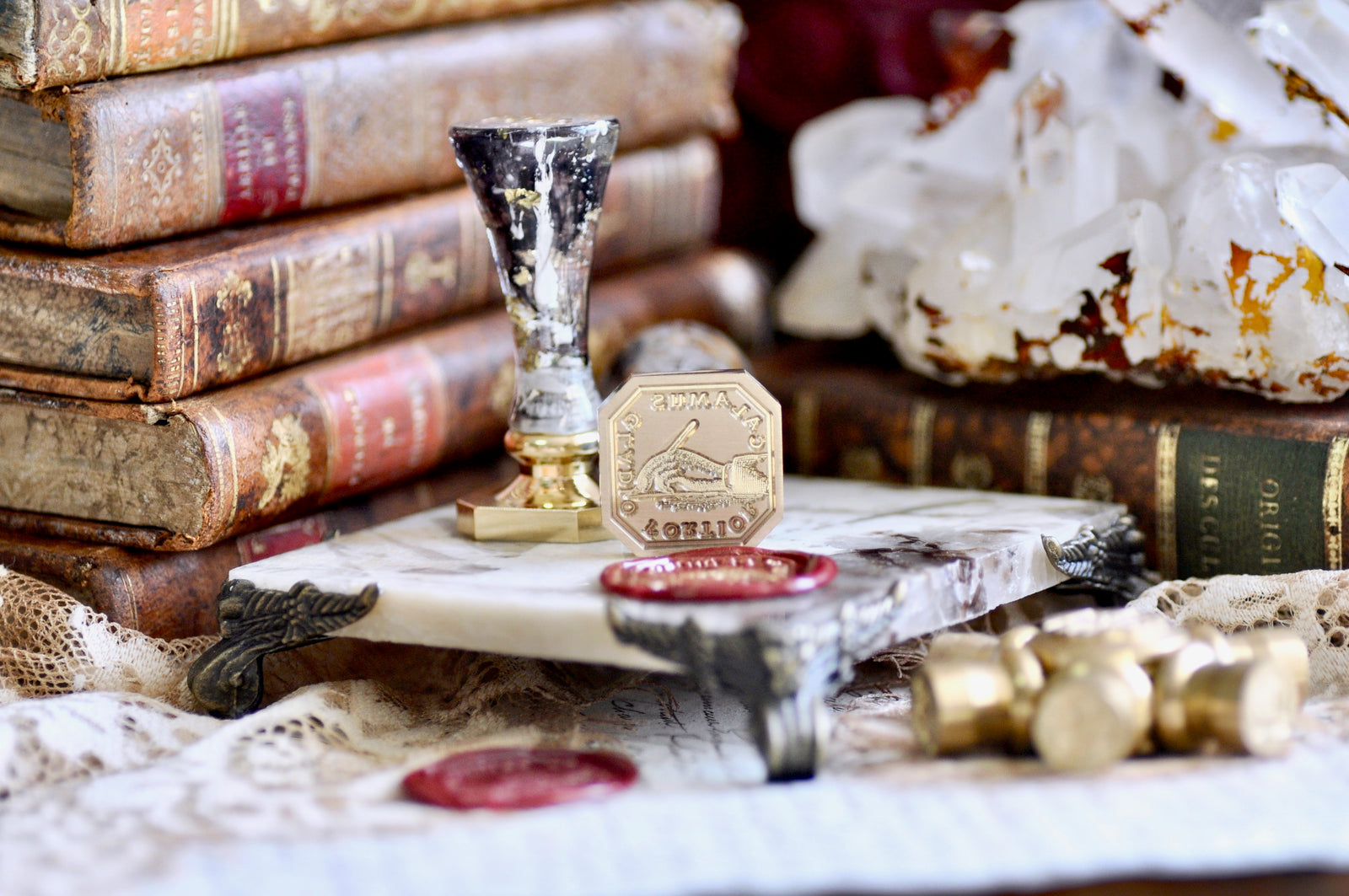 Writing Hand Latin Motto Wax Seal Stamp | Knowledge | O