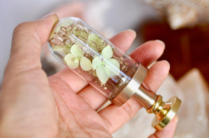 OOAK Dried Hydrangea Glass Dome Wax Seal Handle | Pale Green