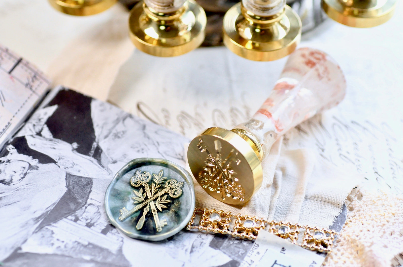 Crossed Keys with Olive Branches & Tassel Wax Seal Stamp - Backtozero B20 - Botanical, handleupgrade, key, keys, newarrivals, olive branch, Retro, Signature, signaturehandle, skeleton key, tassel