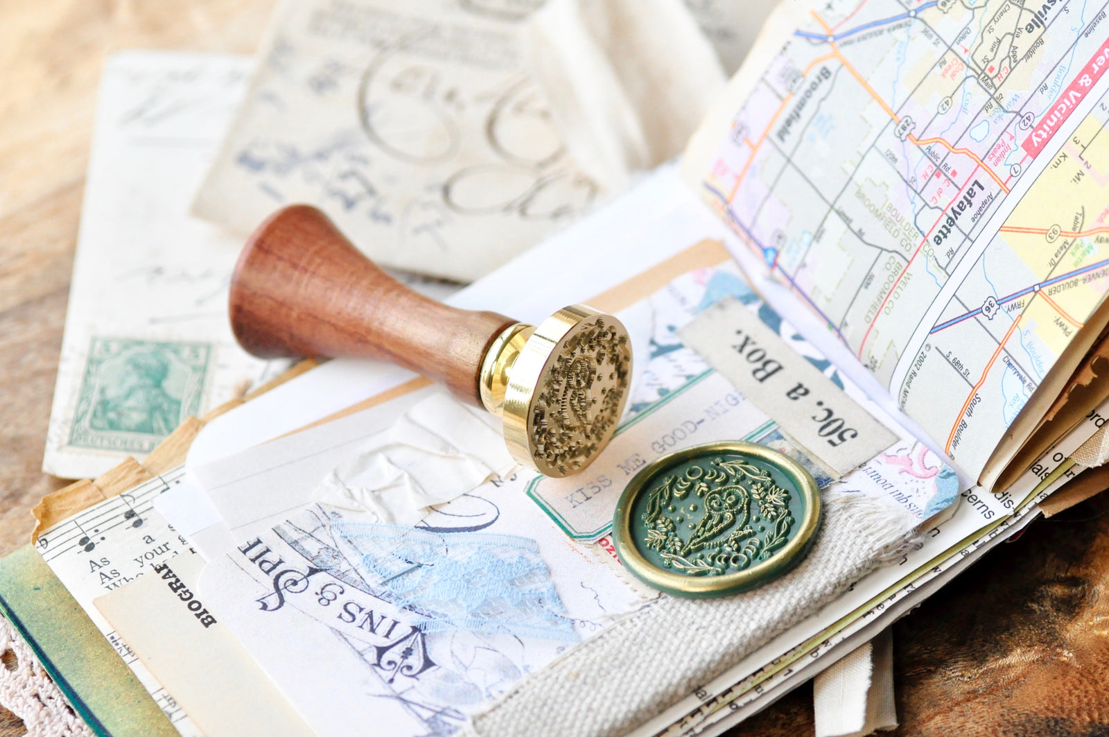 Nature Dreams Owl Wax Seal Stamp Designed by Nikki Dotti - Backtozero B20 - Animal, Bird, botanic, Botanical, collaboration, metallic powder, Nature, newarrivals, owl, Signature, signaturehandle, Woodland Animal