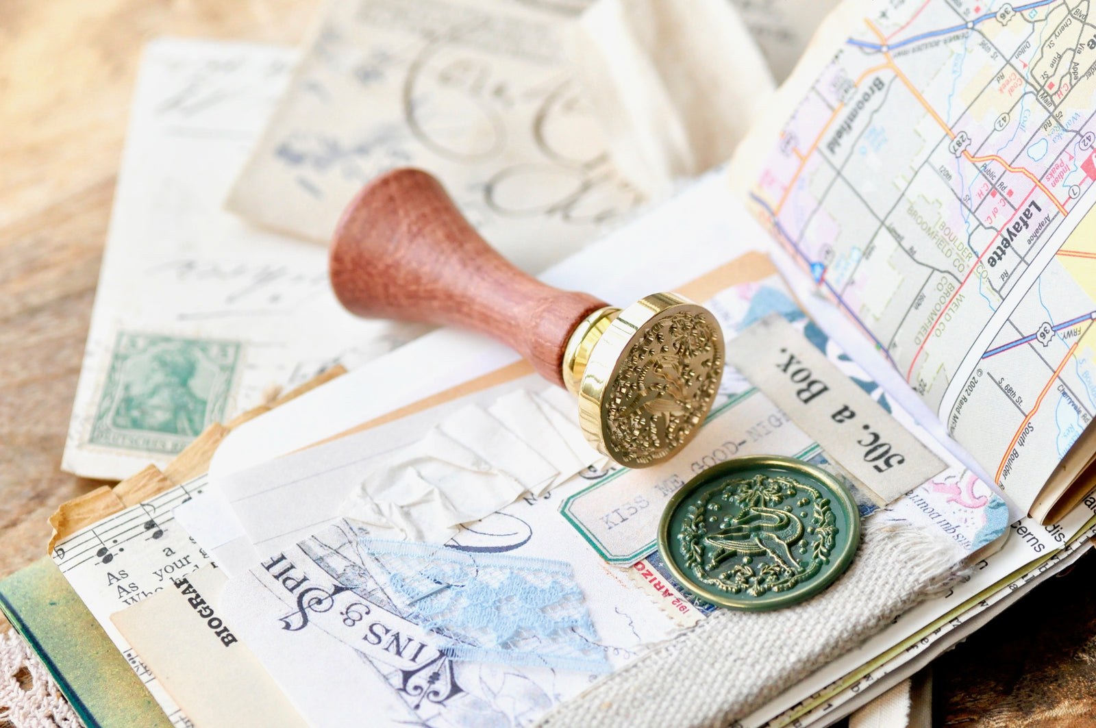 Nature Dreams Whale Wax Seal Stamp Designed by Nikki Dotti - Backtozero B20 - Animal, botanic, Botanical, collaboration, marine animal, metallic powder, Nature, newarrivals, Signature, signaturehandle