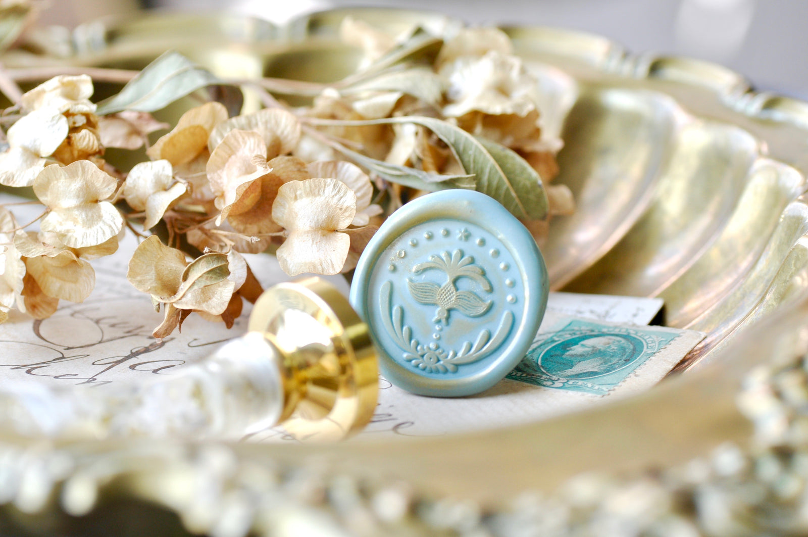 Mystic Vision Wax Seal Stamp Designed by Orla Bird - Backtozero B20 - Bird, Blue, collaboration, gold dust, gold metallic powder, gold powder, handleupgrade, Light Blue, newarrivals, orla, orla bird, Pastel Blue, Signature, signaturehandle, star