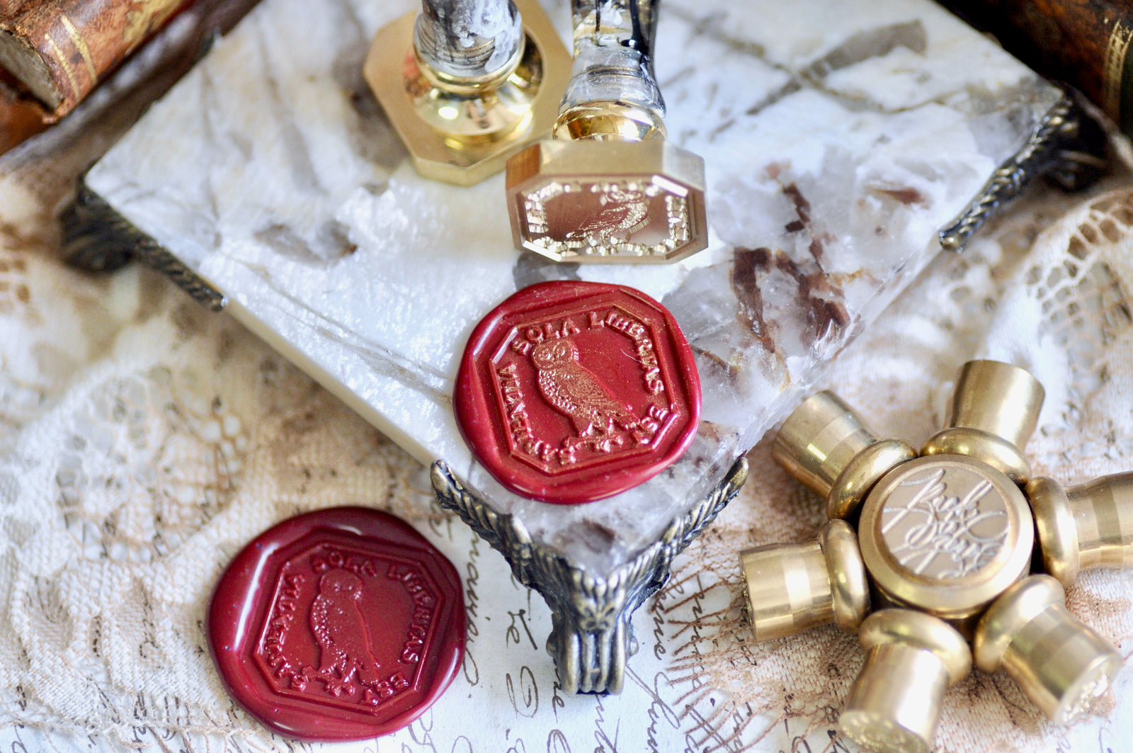 Owl Latin Motto Wax Seal Stamp | Wisdom | O