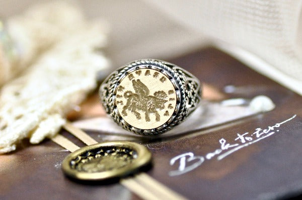 Winged Ox Latin Motto Lace Signet Ring - Backtozero B20 - 12l, 12mm, 12mm ring, 925 Silver, accessory, cox, dare, dream, her, Intaglio, Intaglio ring, jewelry, lace, latin motto, signet, size 10, size 7, size 8, size 9, wax seal, wax seal ring, wax seal stamp