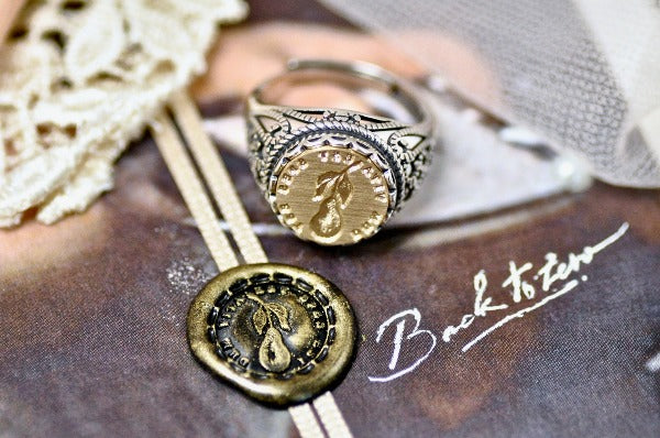 Pear Latin Motto Lace Signet Ring - Backtozero B20 - 12l, 12mm, 12mm ring, 925 Silver, accessory, her, hope, Intaglio, Intaglio ring, jewelry, lace, latin motto, life, signet, size 10, size 7, size 8, size 9, time, wax seal, wax seal ring, wax seal stamp