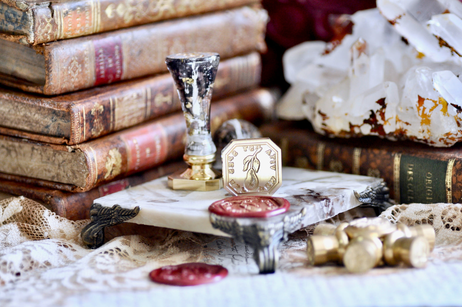 Pear Latin Motto Wax Seal Stamp | Persevere | O