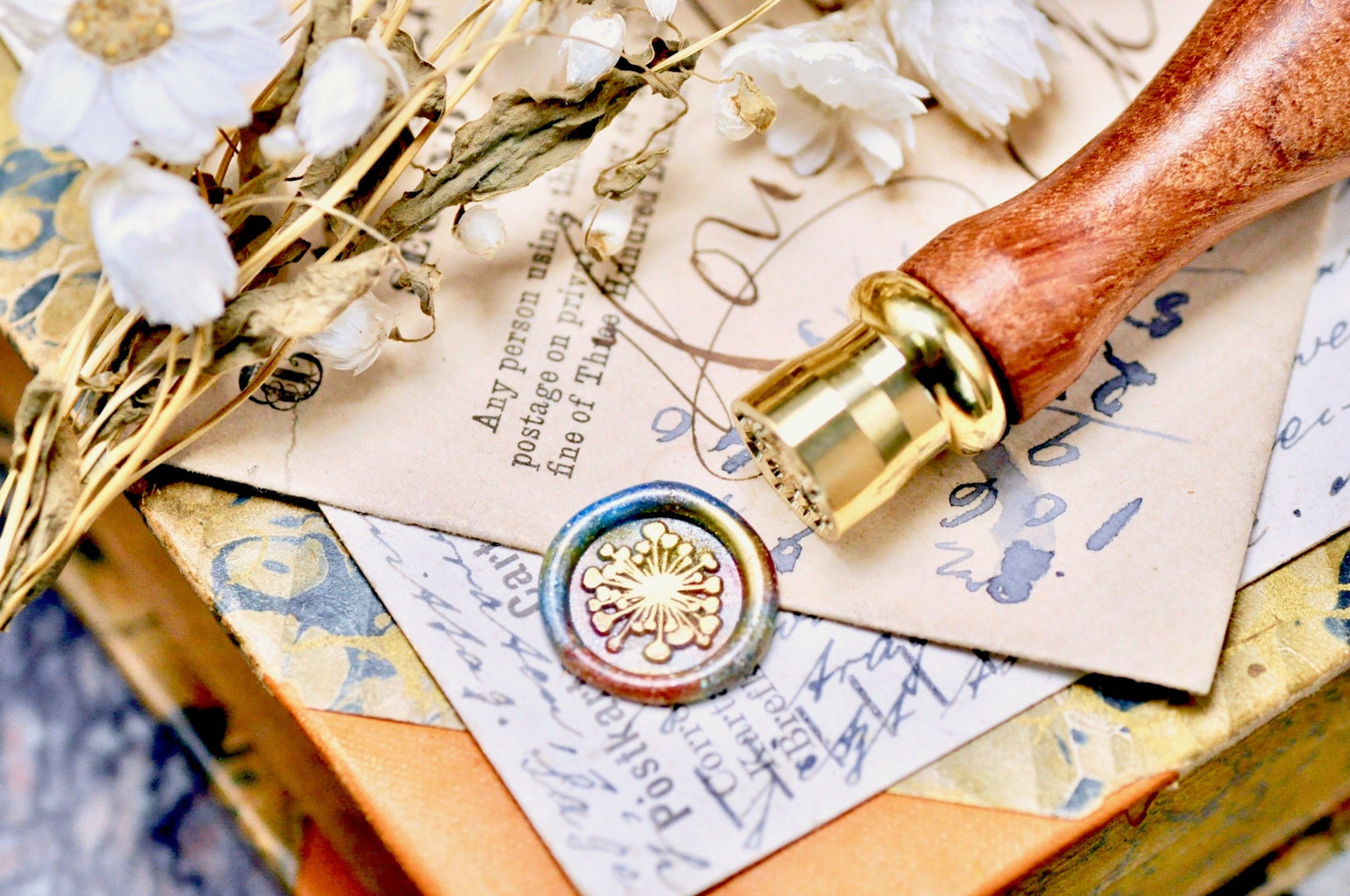 Mini Dandelion Flower Wax Seal Stamp Designed by Petra - Backtozero B20 - botanic, Botanical, collaboration, floral, Flower, galaxy, mini, Nature, newarrivals, petra, Signature, signaturehandle, Woodland