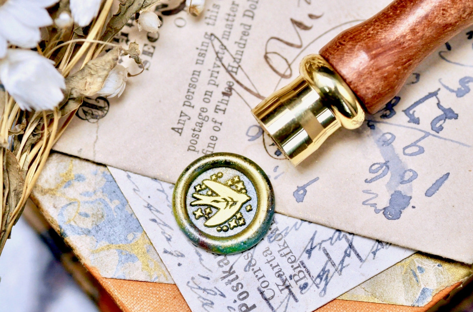 Mini Swallow Wax Seal Stamp Designed by Petra - Backtozero B20 - Bird, collaboration, galaxy, mini, newarrivals, petra, Signature, signaturehandle, swallow, Woodland