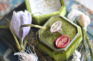 Retro Flower Signet Ring | Forget-me-not