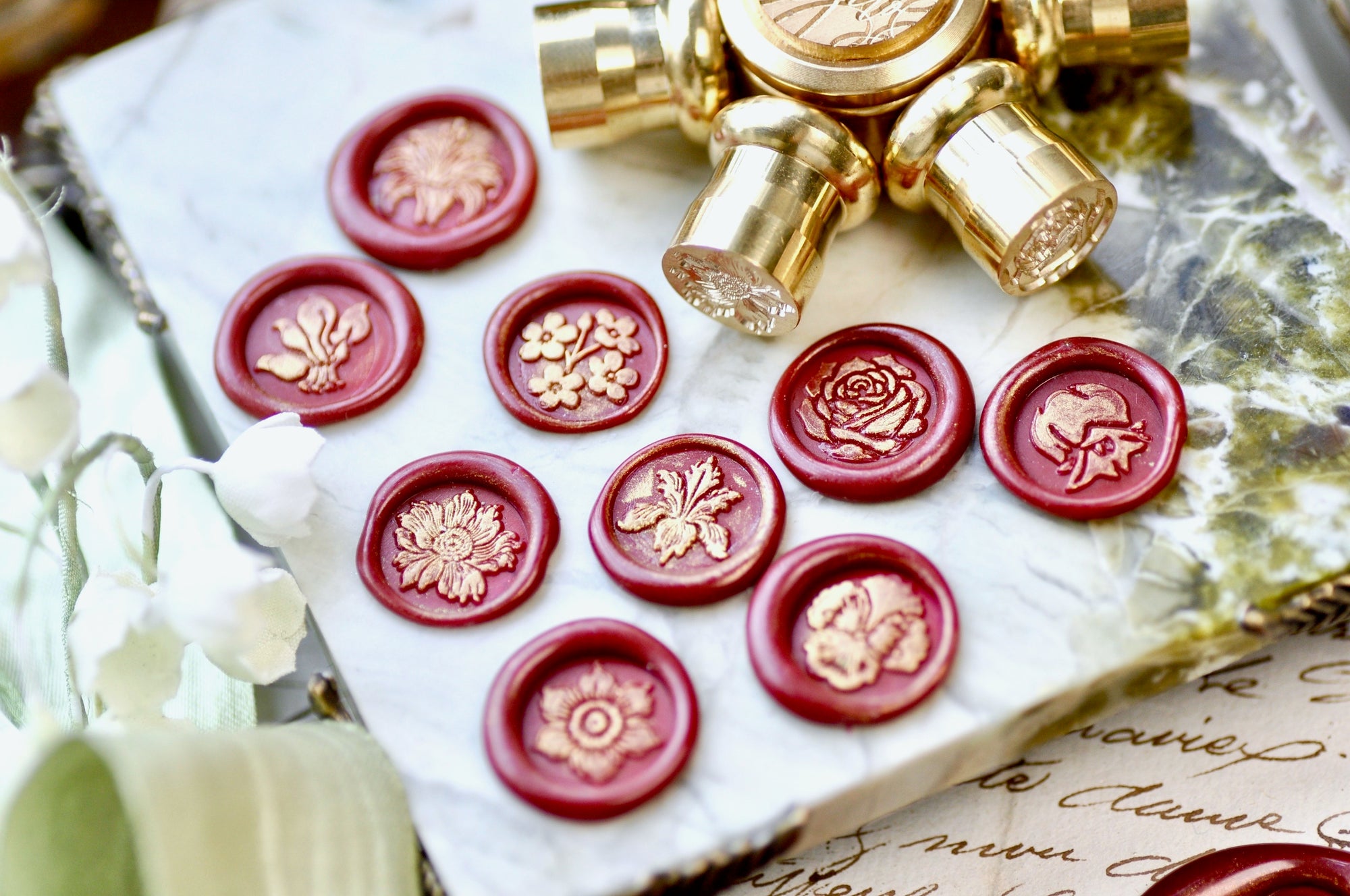 Build Your Retro Flower Mini Wheel Wax Seal