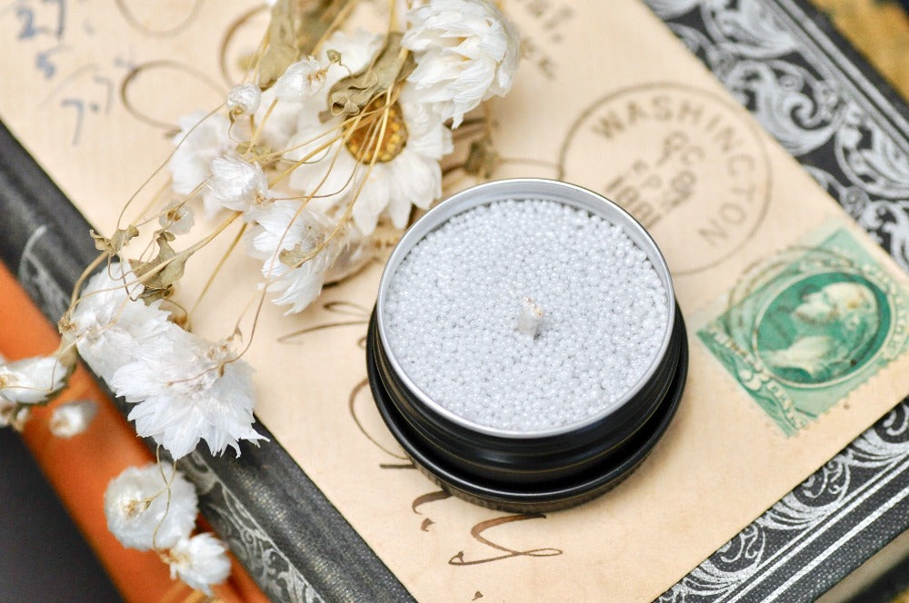 Shimmery Loose Beads Candle | Mini Silver - Backtozero B20 - candle, granulated candle, loose beads, newarrivals, pearled candle, shimmery, Silver