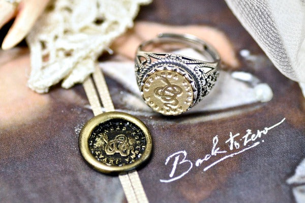 Snake Latin Motto Lace Signet Ring - Backtozero B20 - 12l, 12mm, 12mm ring, 925 Silver, accessory, her, Intaglio, Intaglio ring, jewelry, lace, latin motto, motivation, signet, size 10, size 7, size 8, size 9, time, wax seal, wax seal ring, wax seal stamp