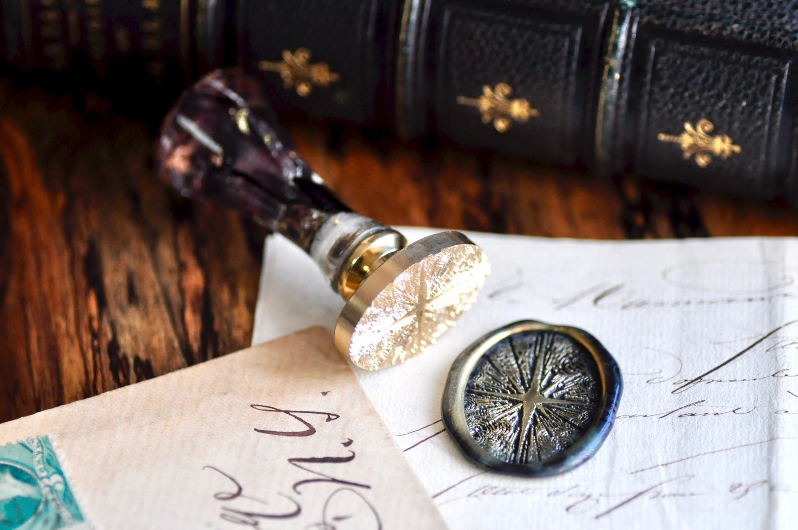 North Star Wax Seal Stamp Designed by Wood - Backtozero B20 - cloud, collaboration, handleupgrade, newarrivals, oval, Signature, signaturehandle, star, Starlight, Stars, tattoo, tattoowood, texture