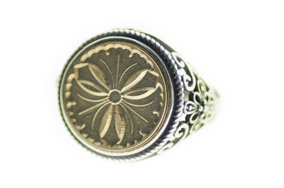 Japanese Kamon Icho Ginkgo Signet Ring - Backtozero B20 - 14f, 14mm, 14mm ring, accessory, Botanical, fancy, ginkgo, her, Japanese, japanese family crest, jewelry, Kamon, Leaf, Leafs, Leaves, Nature, Plant, ring, signet ring, size 10, size 5, size 6, size 7, size 8, size 9, wax seal, wax seal stamp