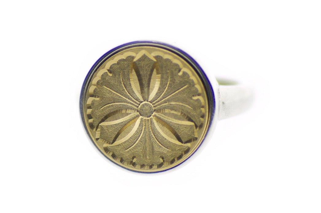 Japanese Kamon Icho Ginkgo Signet Ring - Backtozero B20 - 14m, 14mm, 14mm ring, 14mn, accessory, Botanical, ginkgo, her, Japanese, japanese family crest, jewelry, Kamon, Leaf, Leafs, Leaves, minimal, Nature, Plant, ring, signet ring, simple, size 10, size 7, size 8, size 9, wax seal, wax seal stamp