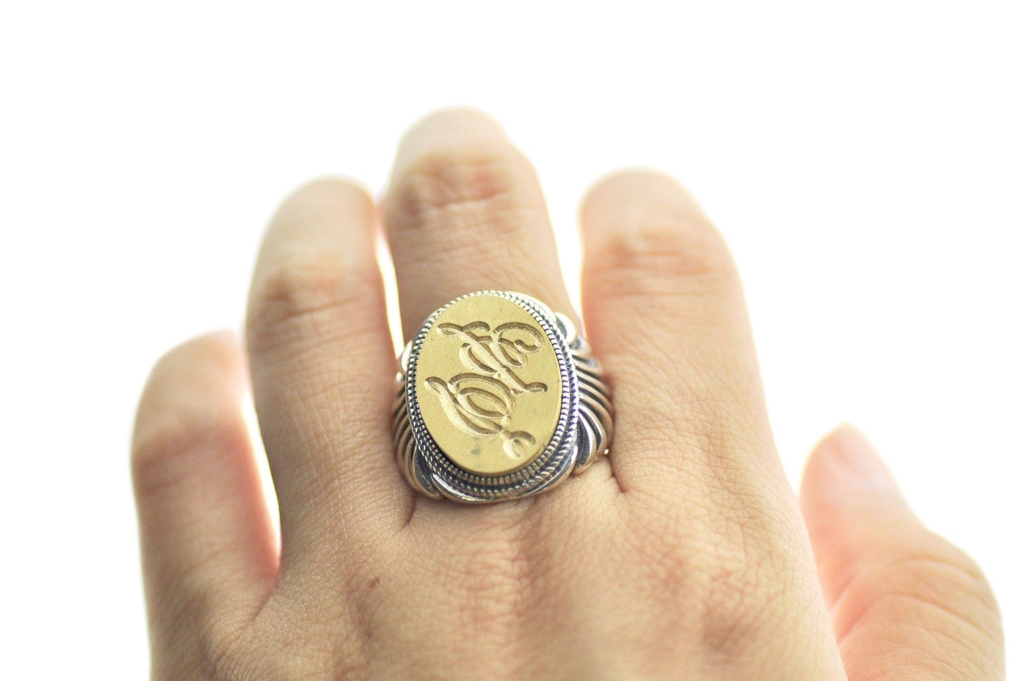 Calligraphy Double Initials Signet Ring - Backtozero B20 - 1520fan, 15x20mm, 2 initials, 2initials_no_and, accessory, bespoke, Custom, custom ring, Double Initials, him, initial ring, jewelry, Monogram, oval, oval ring, Personalized, ring, signet ring, size 10, size 11, size 8, size 9, Two initials, wax seal, wax seal ring