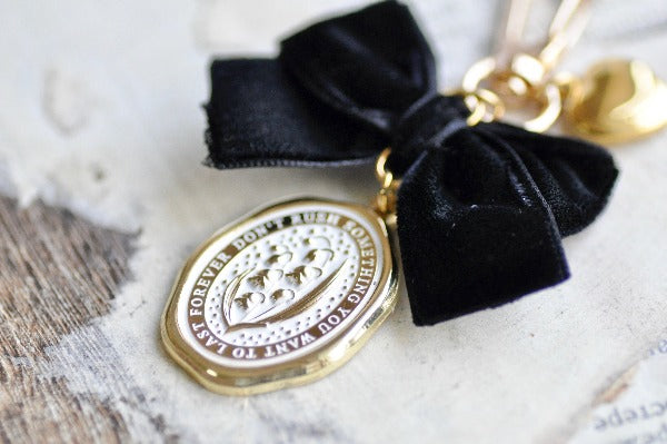 Message Wax Seal Charm Keychain Black Bow & Gold Heart | Lily of the Valley - Backtozero B20 - black bow, botanic, Botanical, bow, charm, enamel, enamel keychain, Flower, gold heart, Heart, her, keychain, lapel, lily of the valley, metal, Nature, Plant, plants, ribbon, soft enamel, starry, velvet, wax seal