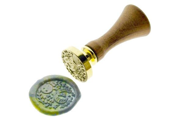 Moonlight Seagull Wax Seal Stamp Designed by Petra - Backtozero B20 - Bird, collaboration, Green, marble, marble wax, metallic, Metallic Green, mixed wax, Signature, signaturehandle, star