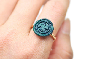 OOAK Fleur De Lis Wax Seal Ring - Backtozero B20 - emerald, Fleur de Lis, Green, Handmade, OOAK, ring, size 7