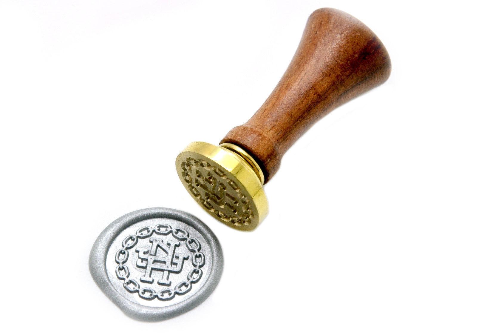 Personalized Interlock Monogram Chain Wax Seal Stamp | Backtozero B20